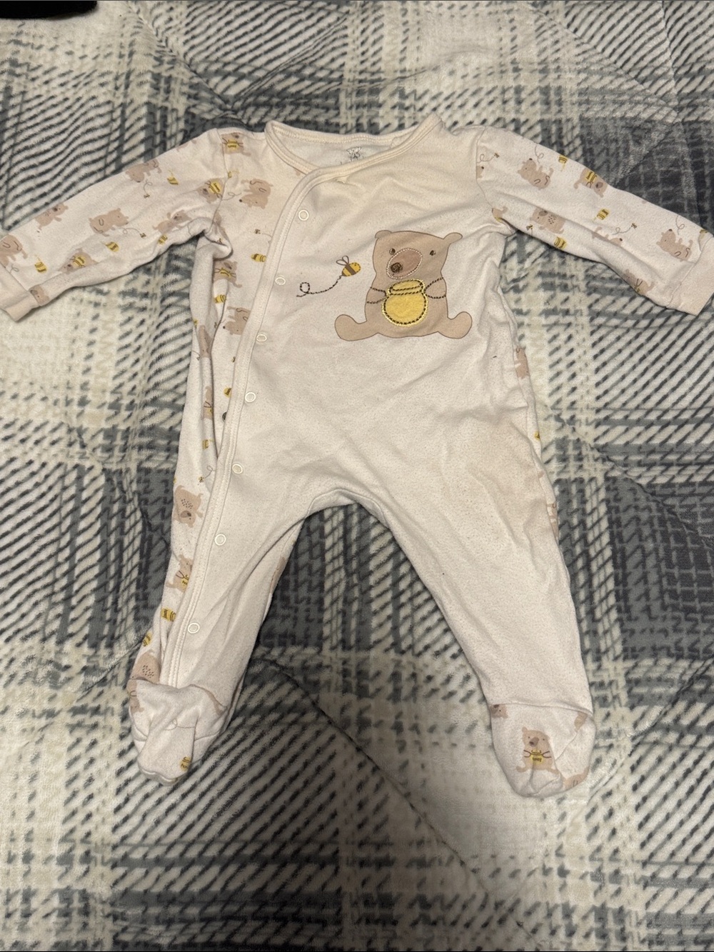 FREE w/any purchase Baby One-Piece Footed Sleeper with Bear Applique - Cream